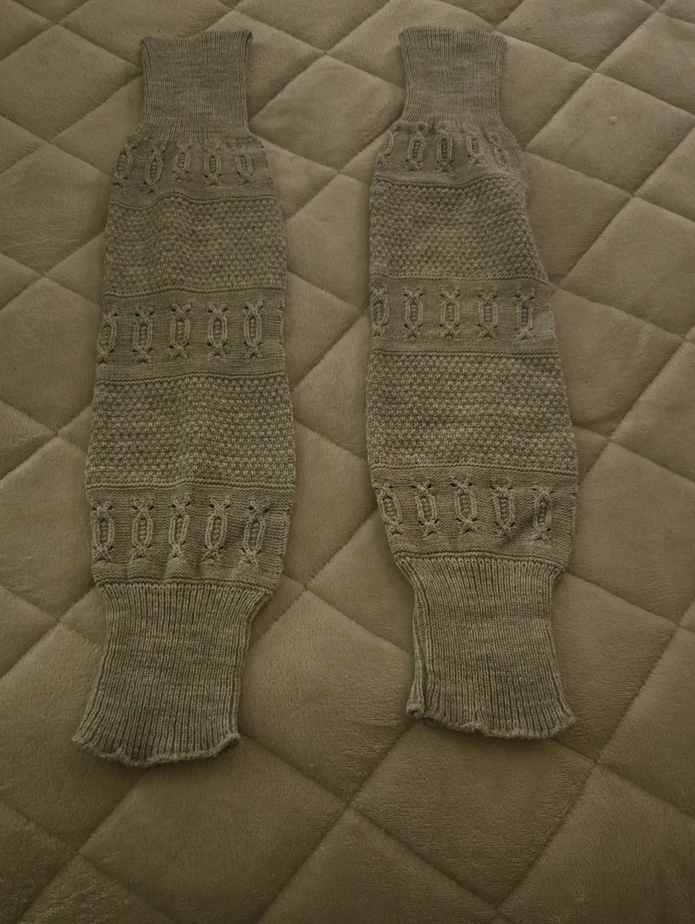 Knit Leg Warmers in Heather Grey for Women